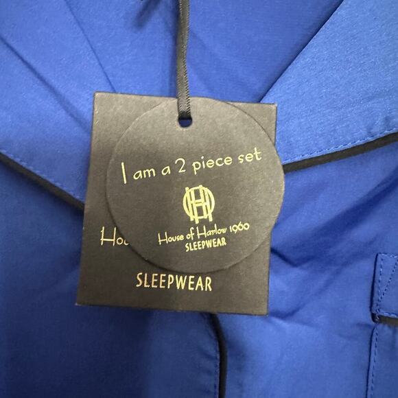 House of Harlow 1960 women’s NWT’s button up long sleeve pajama set. Size large - Picture 7 of 8